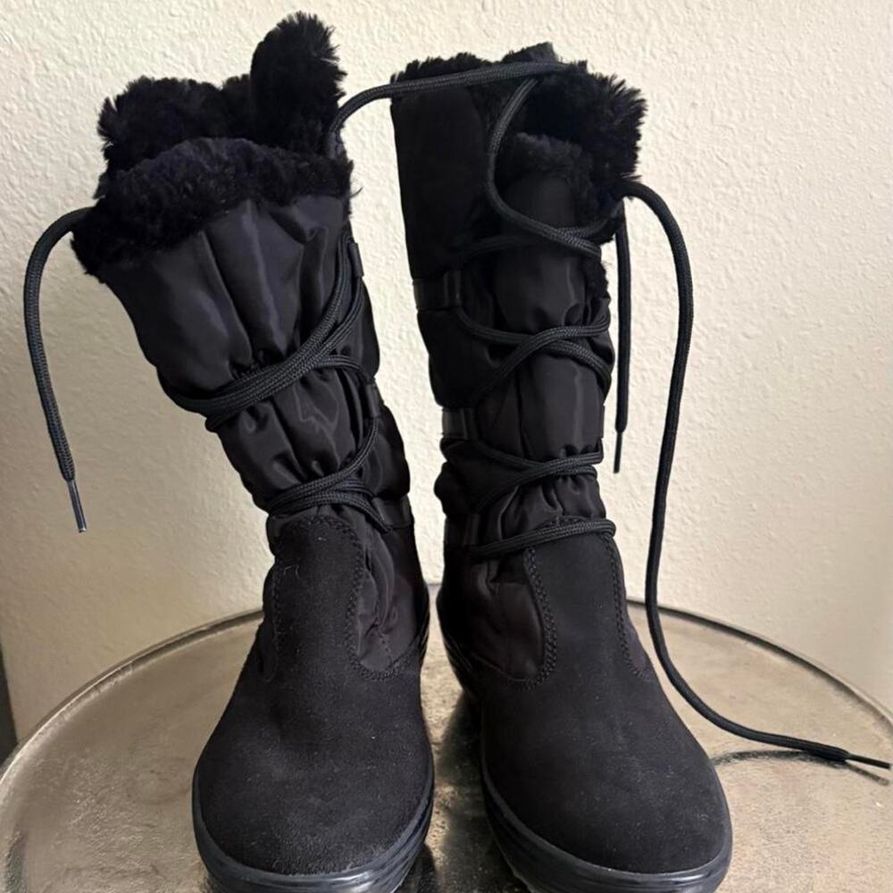 Vintage Pajar Canada Black Faux Fur Lace Up Snow Boots size 6.5